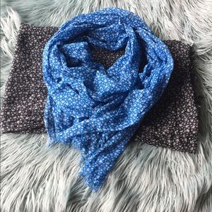 AE scarves